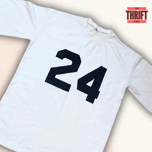 OOEE Girl 24 White Oversized Jersey | Made in Korea