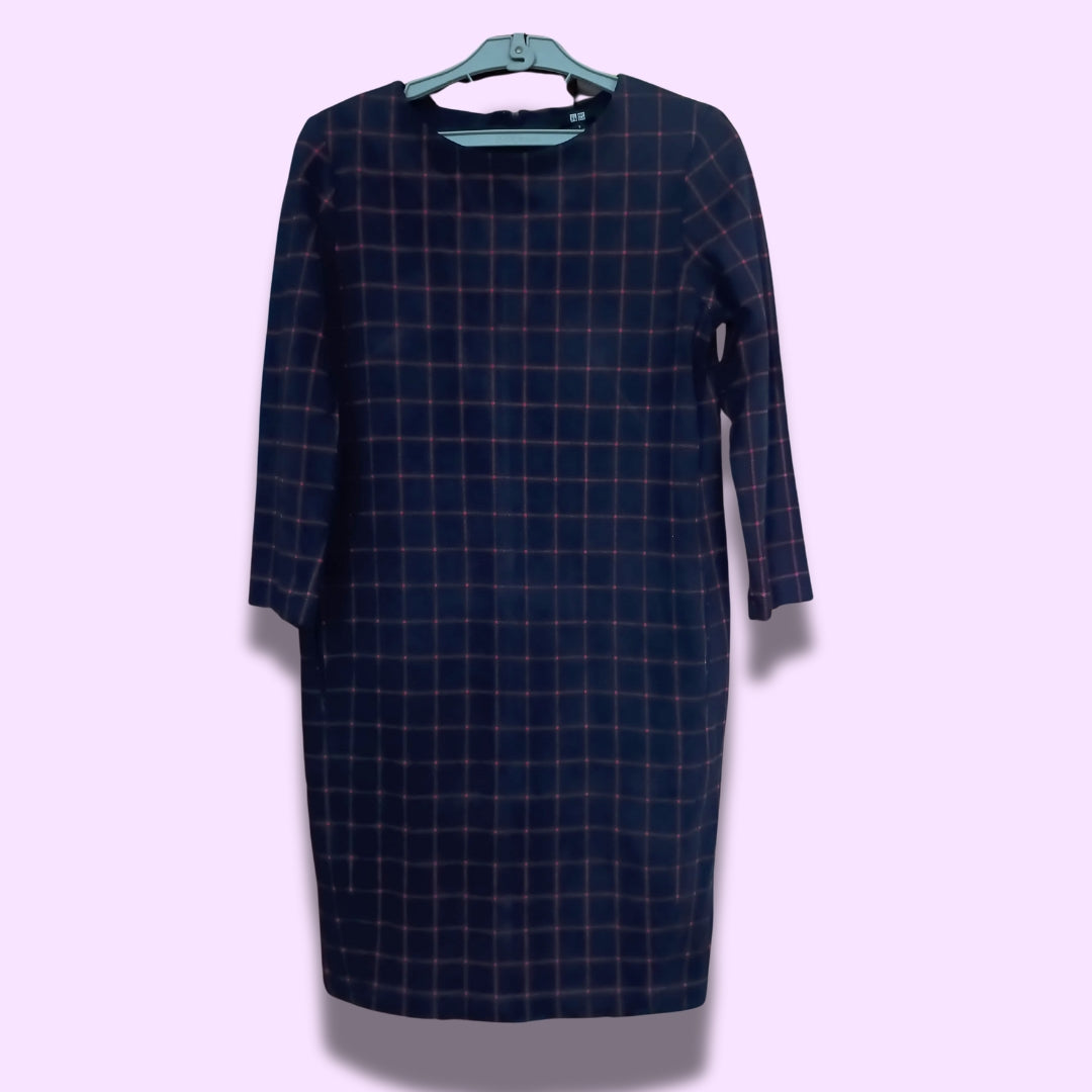 UNIQLO Women's Checkered Dress | 100% Affordable Thrift Clothing