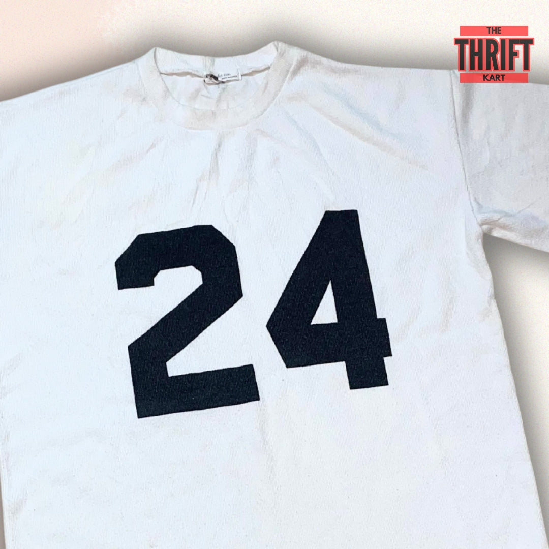 OOEE Girl 24 White Oversized Jersey | Made in Korea
